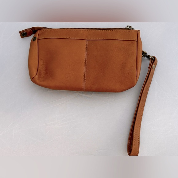 le donn Handbags - Le Donn | Leather Wristlet Clutch